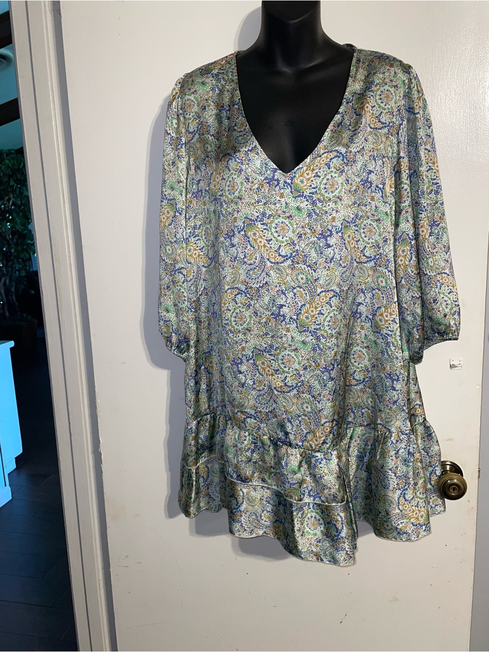 Zara Multicolor Paisley V-Neck Tunic